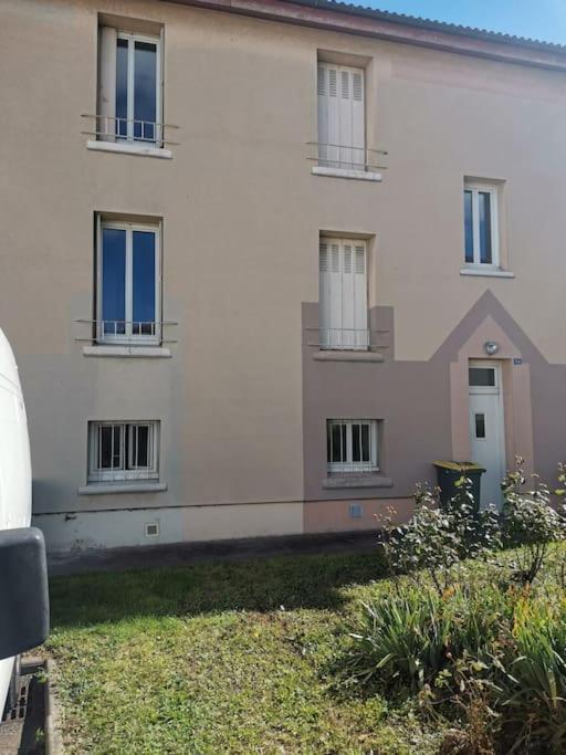 Super Appartement Chez Mon General Клермон-Феран Екстериор снимка